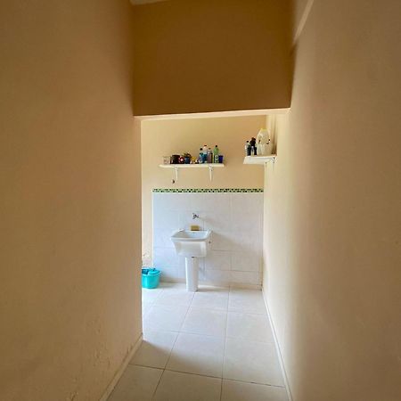 Casa Familia Com Ar Vaga Praia Do Centro باراتي المظهر الخارجي الصورة